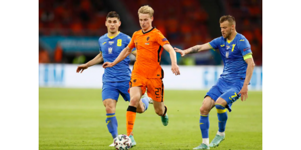 Das Publikum hält die Gegner von Nederlands voetbalelftal für zu schwach